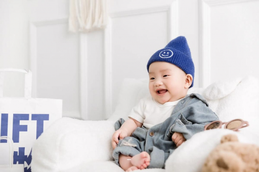 黔东几个月宝宝会抬头 黔东几个月宝宝会抬头