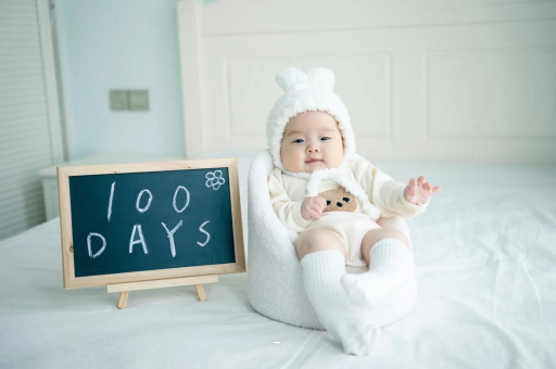 黔东宝宝喝奶哭闹 黔东宝宝喝奶哭闹